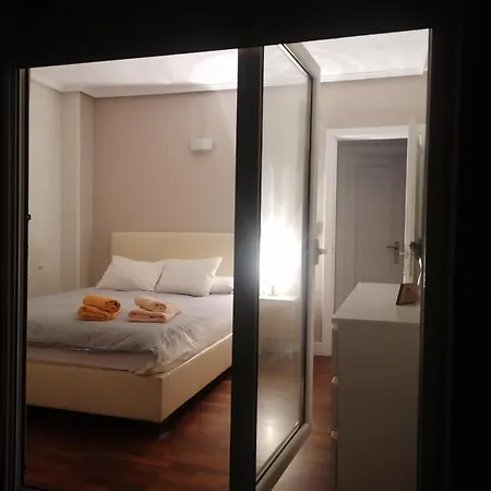 Attic+views+terrace+parking דירה