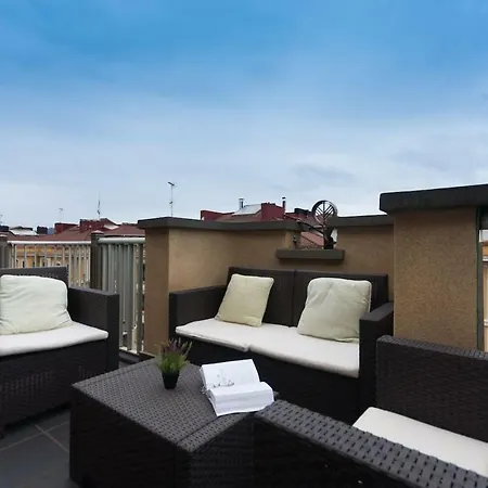 Attic+views+terrace+parking דירה