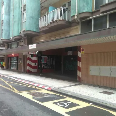 Attic+views+terrace+parking アパート *